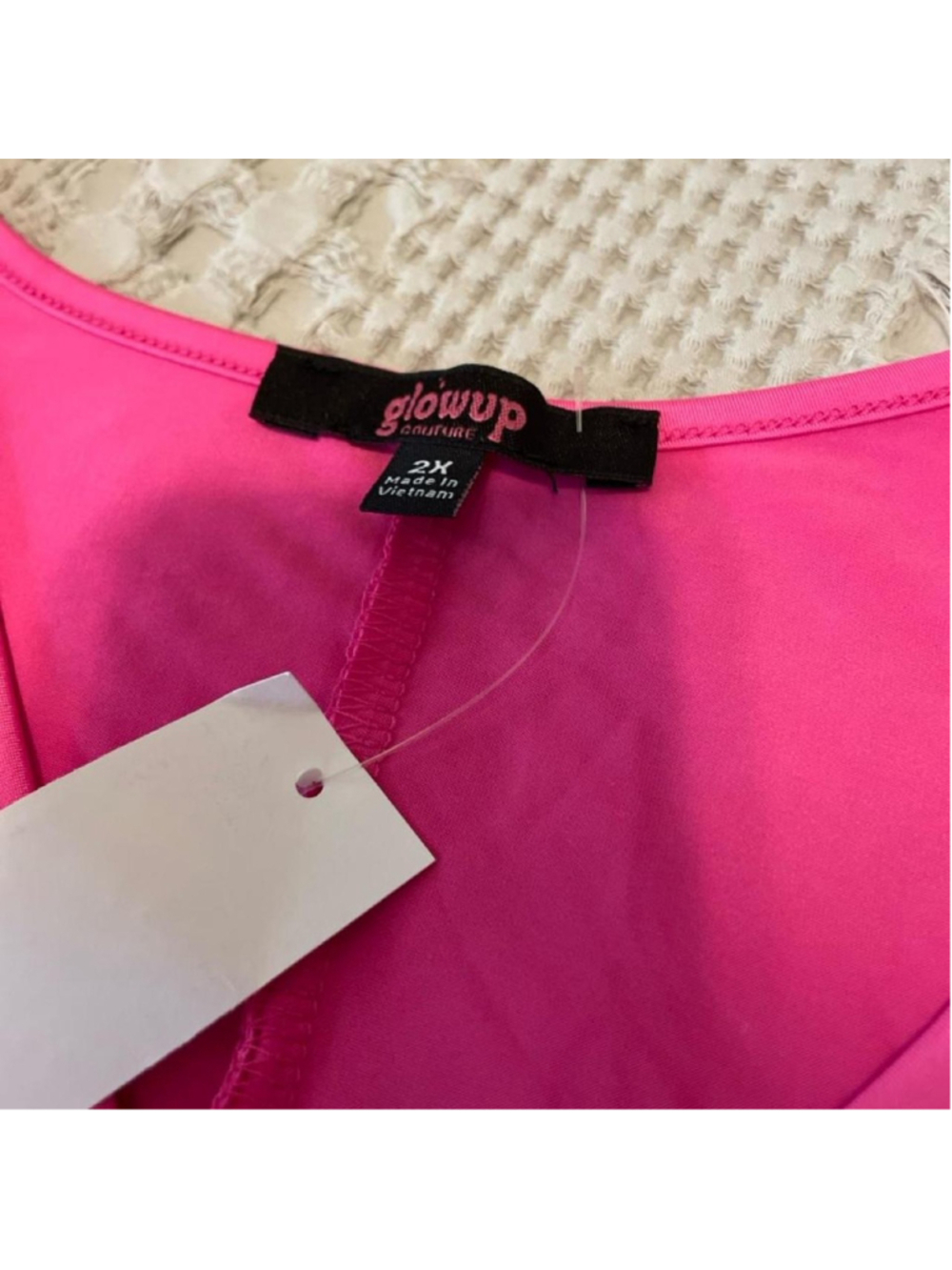 NWT Pink fringe crop top #glam #festival #dopamine #rave - Picture 4 of 4